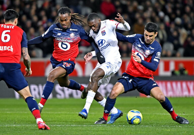 title 1583748537 - Foot Azimuts