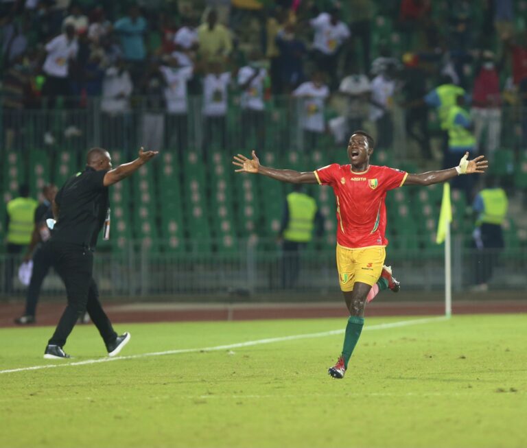 Guinee qualifie - Foot Azimuts