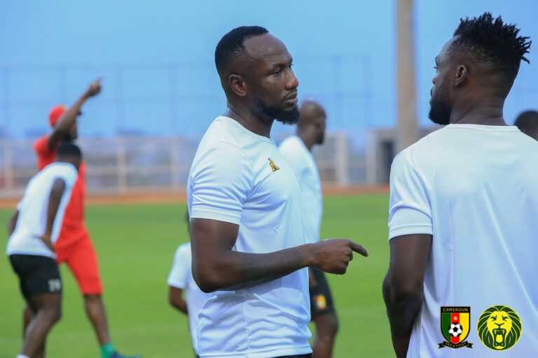 Zoua - Foot Azimuts