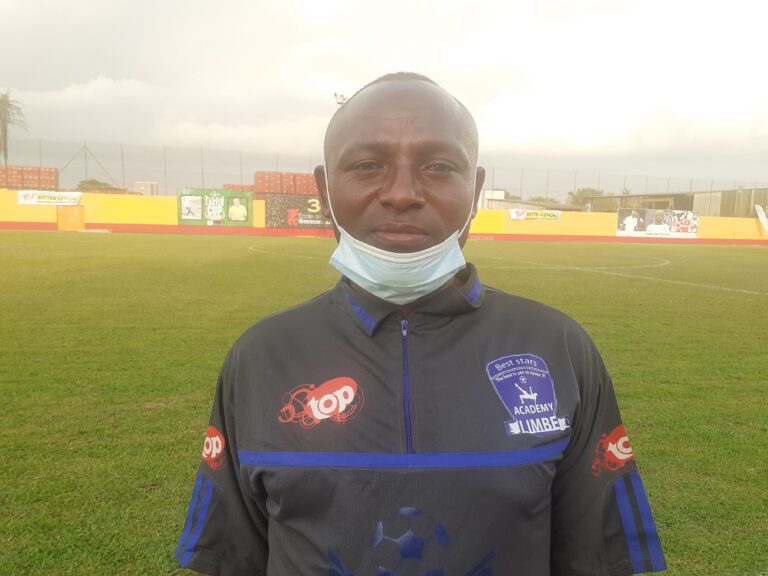 Saturnin Djoufack - Foot Azimuts