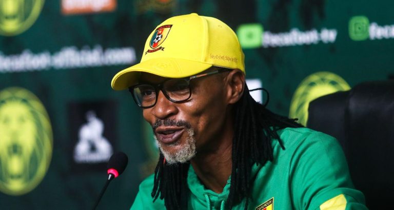 Rigobert Song Bahanag - Foot Azimuts