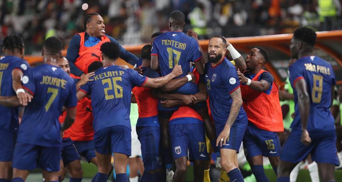 pourquoi les Requins Bleus sont redoutables à domicile face aux Lions Indomptables