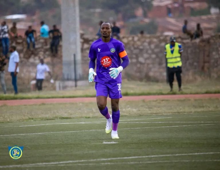 Lions en club : Simon Omossola démarre la saison en patron avec Lupopo