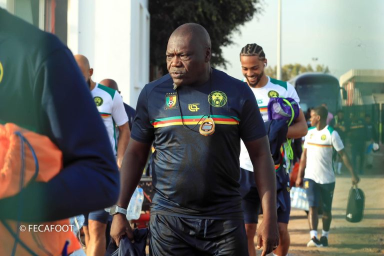 David Pagou lord d'une seance d'entrainement des Lions Indomptables