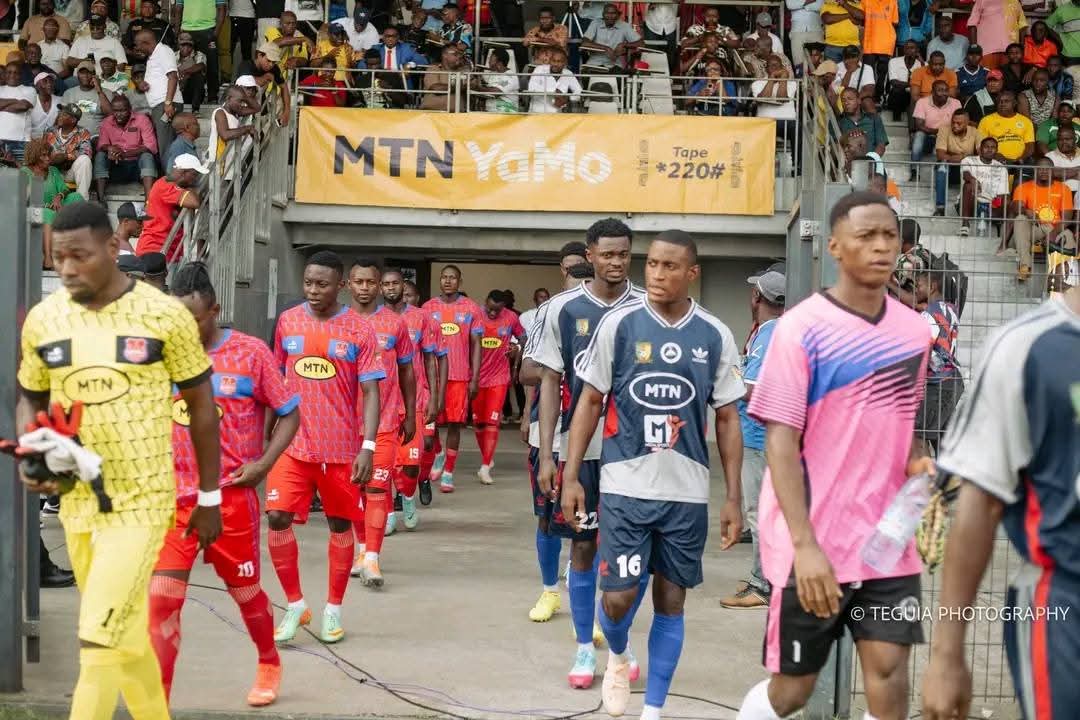 Élite Two : Bamboutos–Avion suspendu après un début de match chaotique