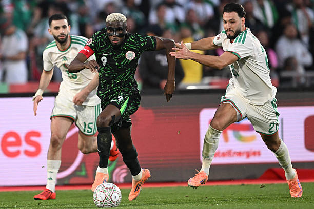 CAN 2025 : la CAF ouvre une enquête après des incidents lors de Cameroun–Maroc et Algérie–Nigeria