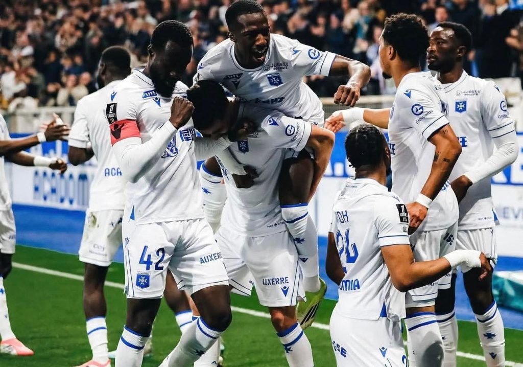 Ligue 1 : Danny Namaso et Auxerre assurent le maintien