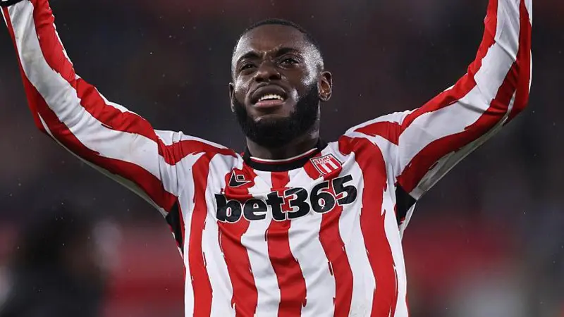 Championship : Stoke City sécurise Junior Tchamadeu