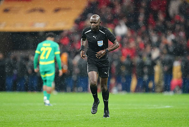 Finale LDC CAF : pourquoi le choix de Ndala comme arbitre fait débat?