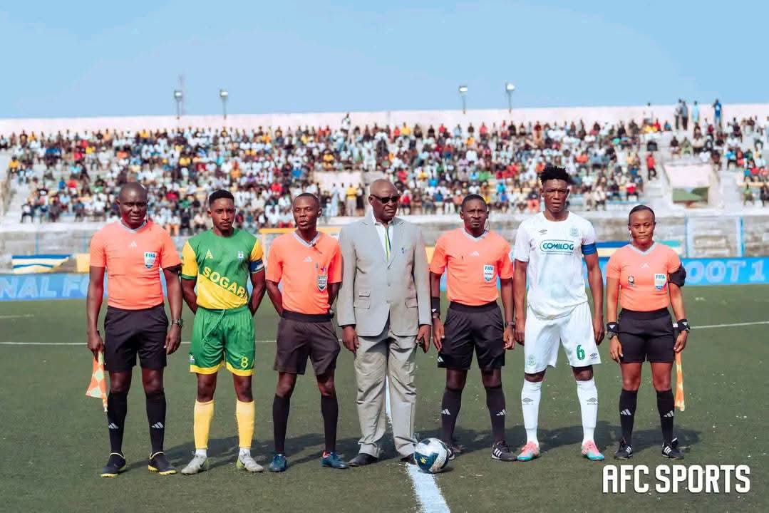 Gabon : un trio camerounais arbitre le match du titre