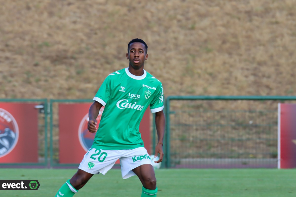 David Mimbang : Saint-Étienne s'éloigne, la MLS en embuscade