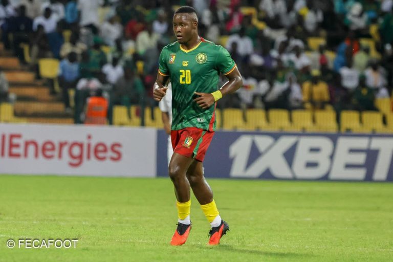 Bil Nsongo sous le maillot des Lions Indomptables du Cameroun