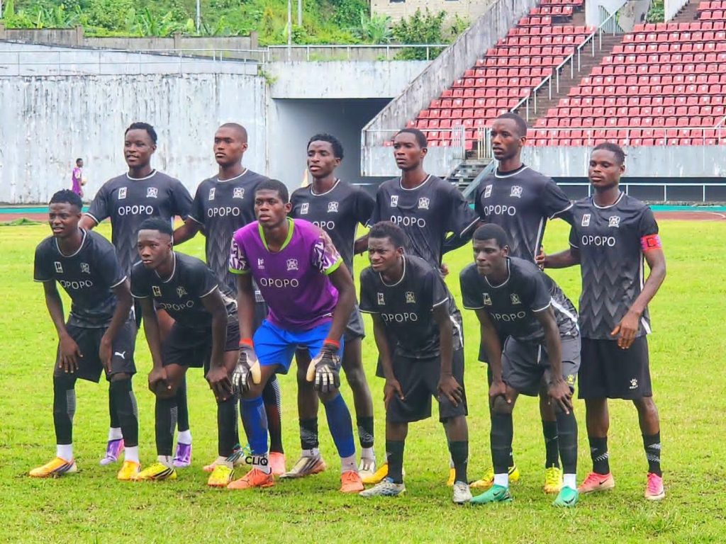 Elite One : Victoria United se met en confiance face aux Astres avant la reprise