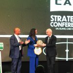 Gianni Infantino et Patrice Motsepe lors d’un événement de la CAF