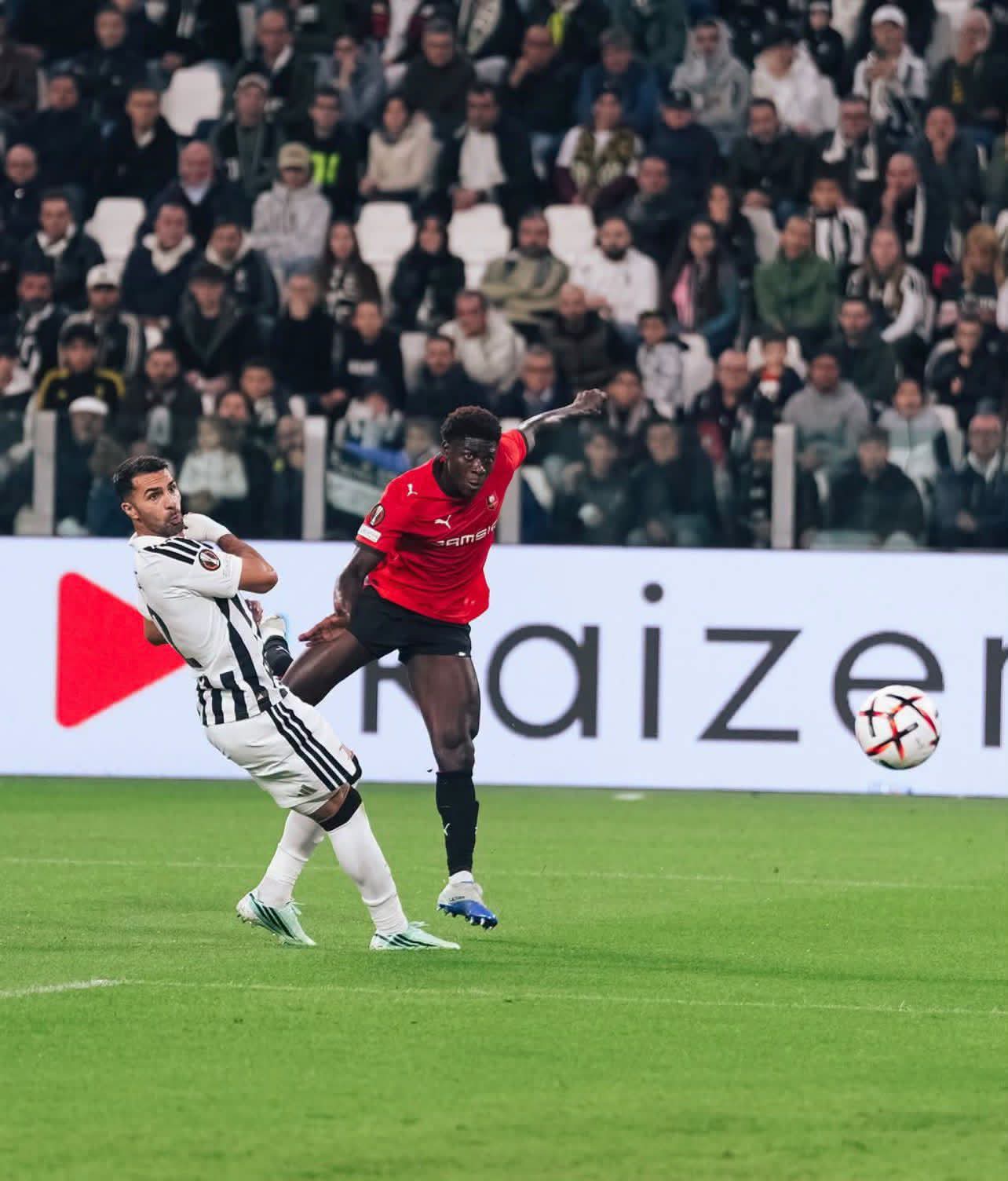 Aboubakar Nagida avec le Stade Rennais face à la Juventus en Ligue Europa.