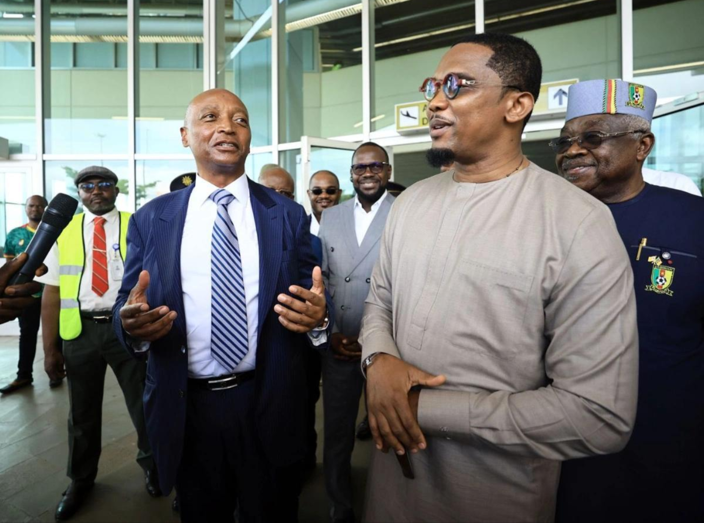 Samuel Eto’o et Patrice Motsepe, président de la CAF.