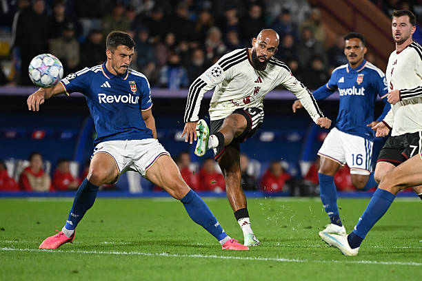 Manchester United en difficulté après sa défaite contre Como en Ligue des champions