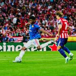 Carlos Baleba lors du match de Manchester United contre l’Atlético de Madrid en Ligue des champions.